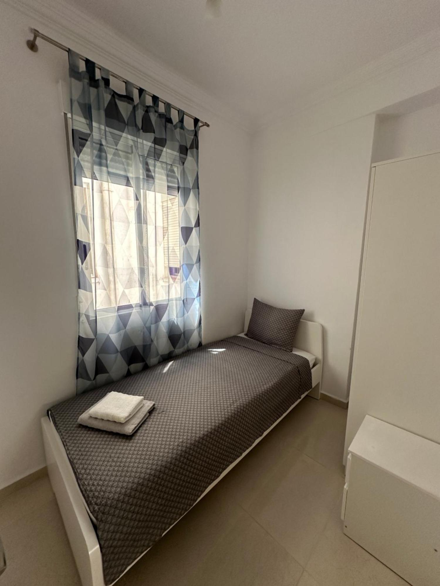 Modern And Bright 5 Bedroom Apartment Del Prado Gandía Exteriör bild