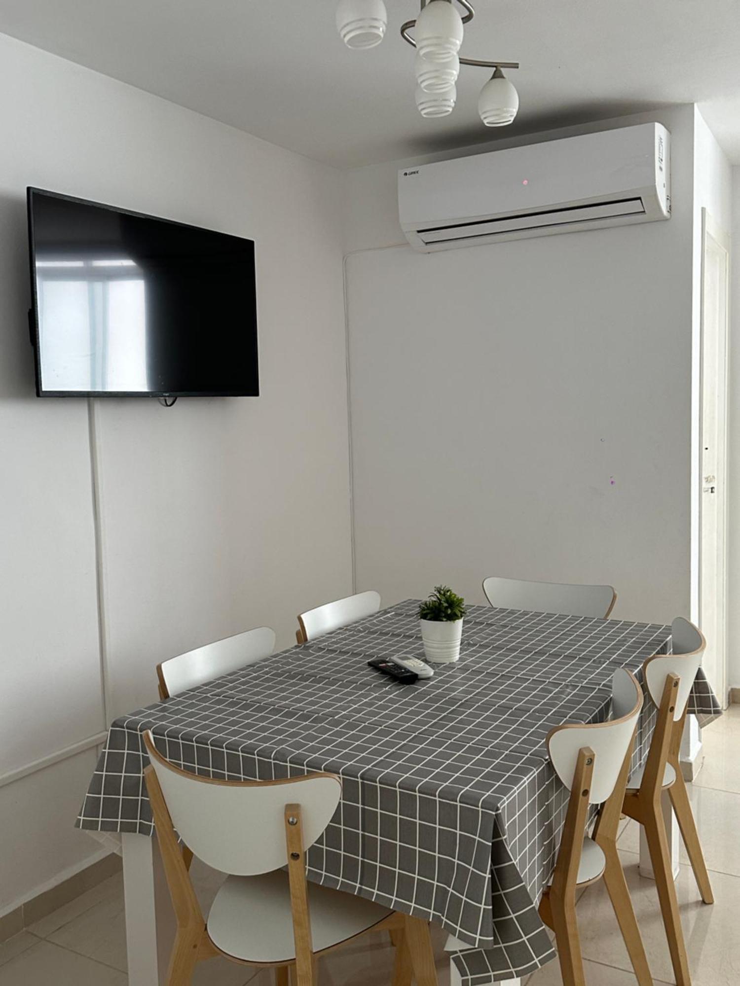 Modern And Bright 5 Bedroom Apartment Del Prado Gandía Exteriör bild