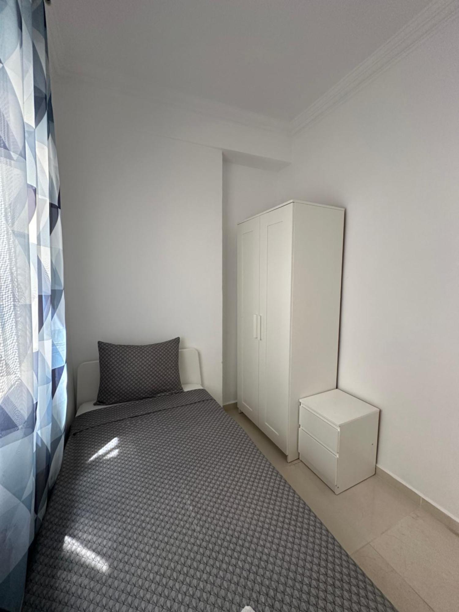 Modern And Bright 5 Bedroom Apartment Del Prado Gandía Exteriör bild